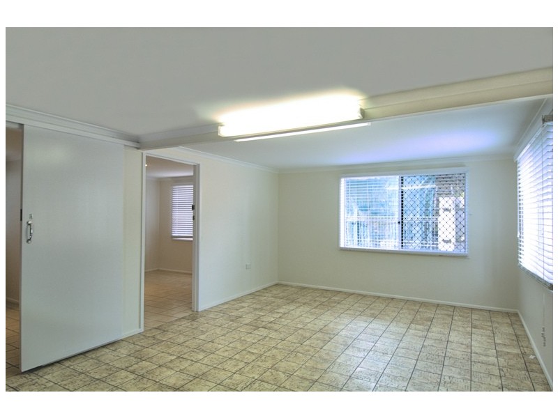 28 Kingfisher Pde, Toogoom QLD 4655