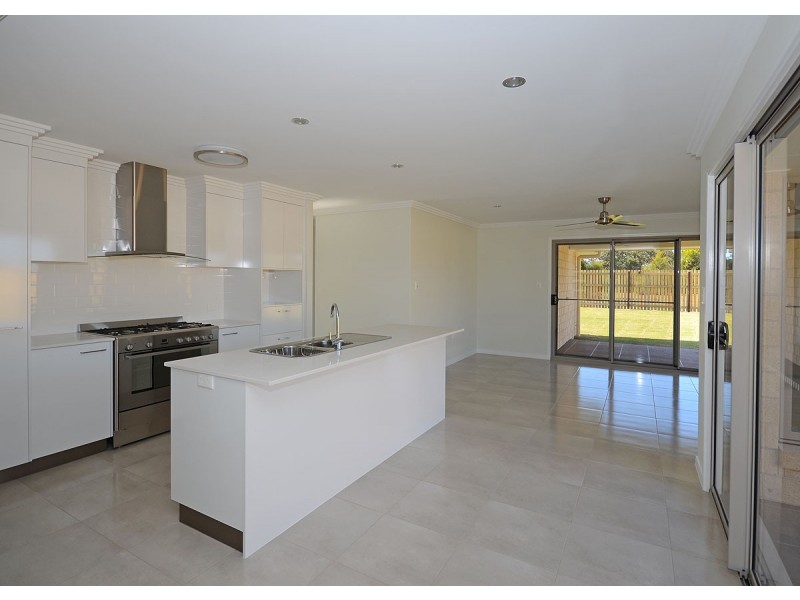 19 Honey Myrtle Close, Burrum Heads QLD 4659