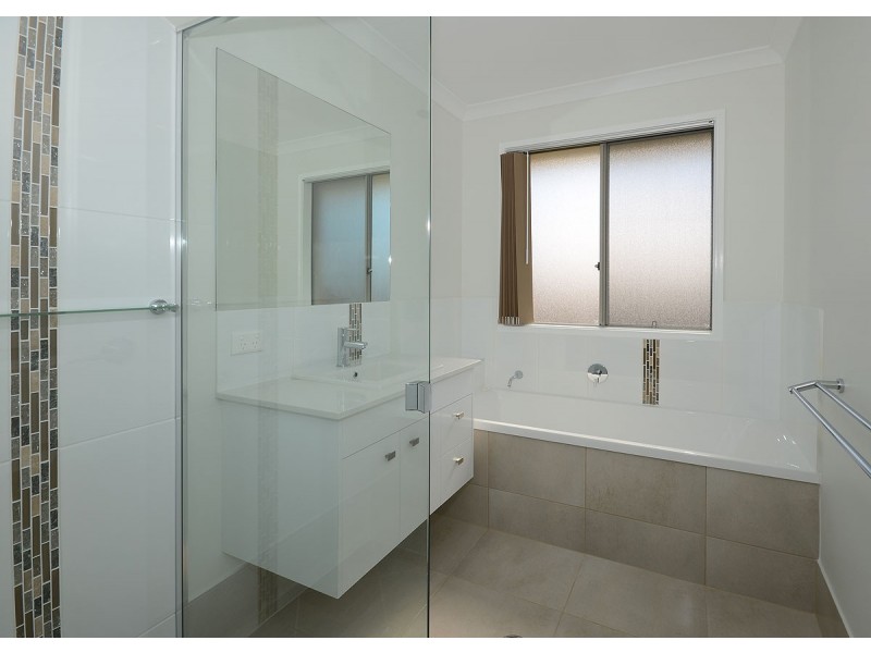 19 Honey Myrtle Close, Burrum Heads QLD 4659