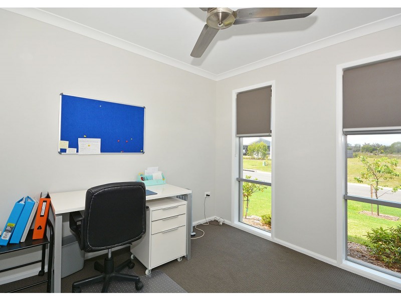 21 Honey Myrtle Close, Burrum Heads QLD 4659