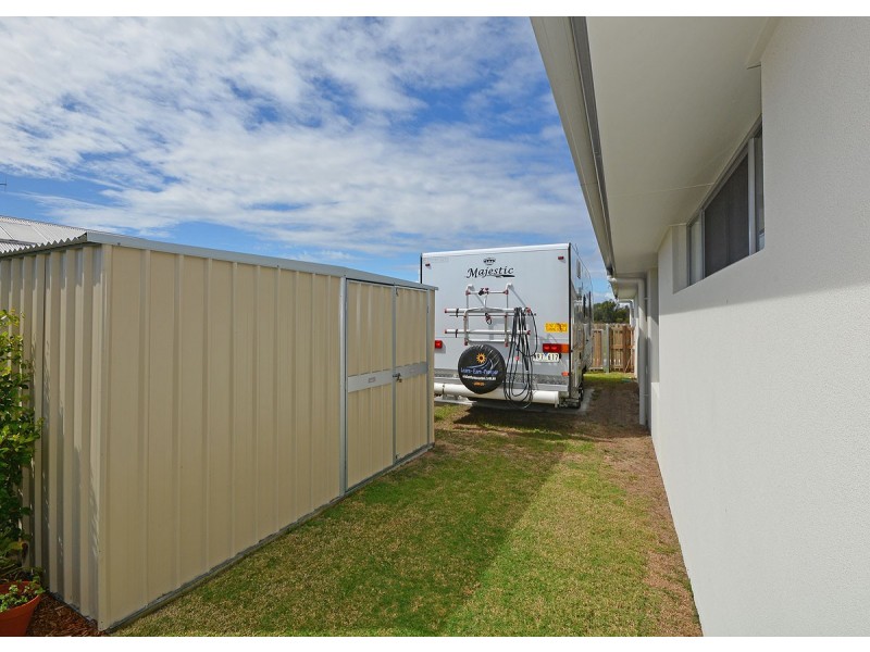21 Honey Myrtle Close, Burrum Heads QLD 4659