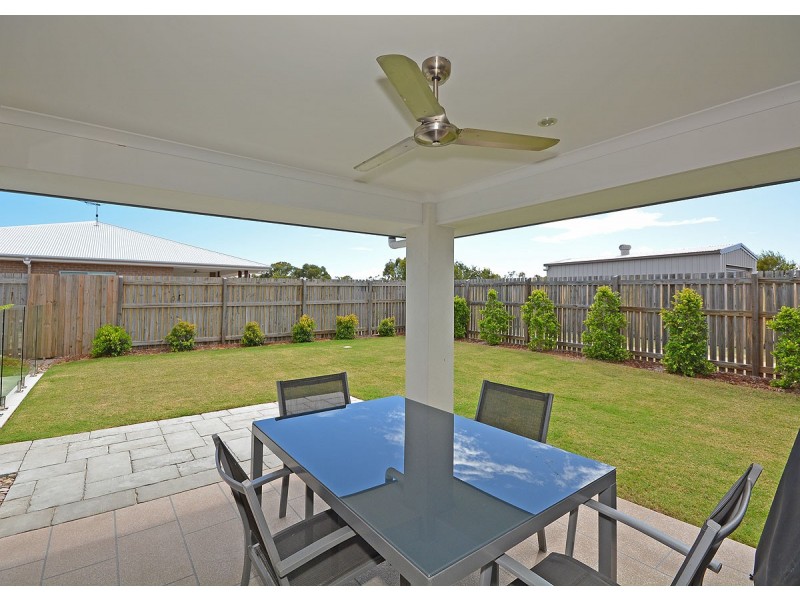 21 Honey Myrtle Close, Burrum Heads QLD 4659