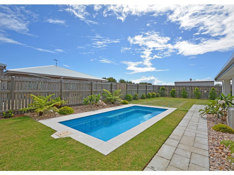 21 Honey Myrtle Close, Burrum Heads QLD 4659