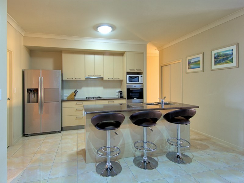 11 Tulipwood Drive, Burrum Heads QLD 4659