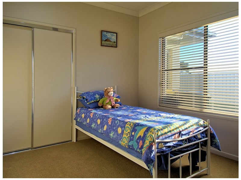 11 Tulipwood Drive, Burrum Heads QLD 4659