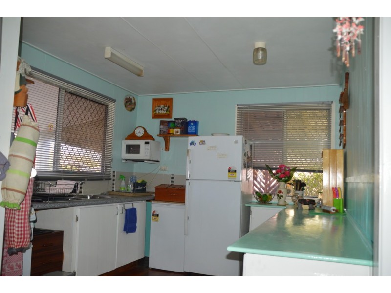 34 Philip Street, Howard QLD 4659