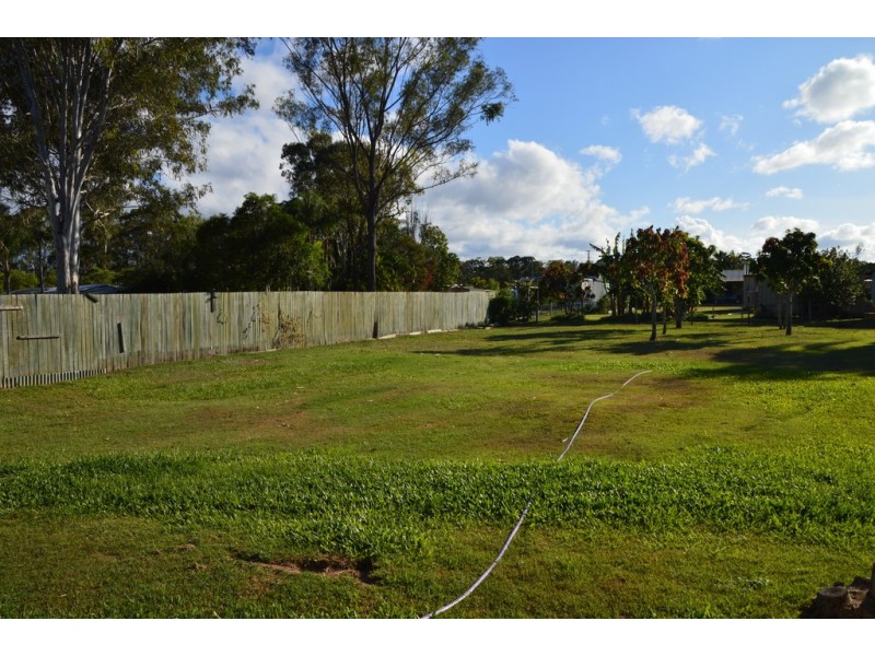 34 Philip Street, Howard QLD 4659