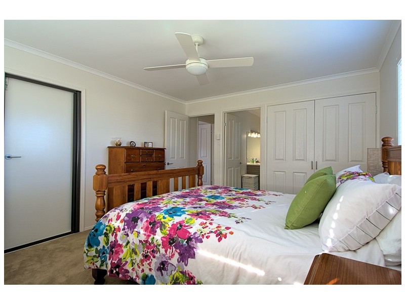 54 Riverview Dve, Burrum Heads QLD 4659