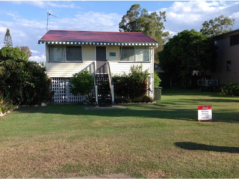 11 Burrum Street, Burrum Heads QLD 4659