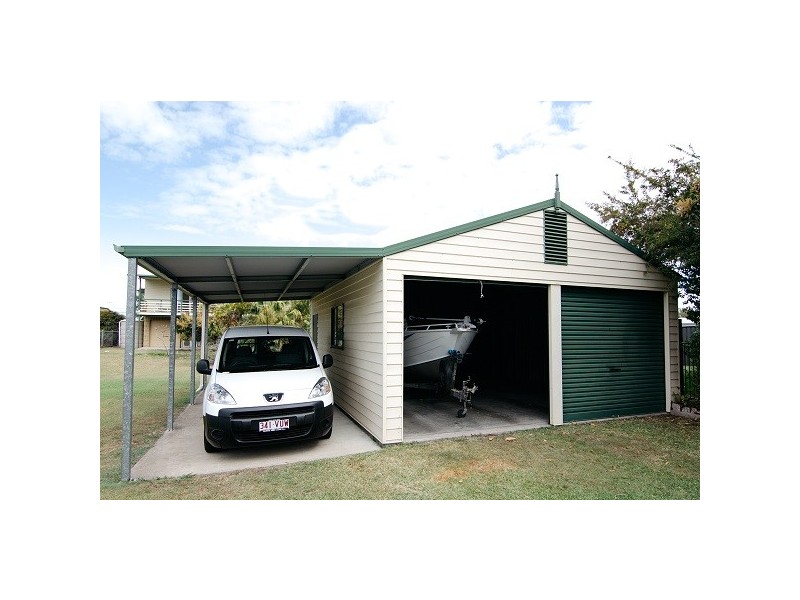 11 Burrum Street, Burrum Heads QLD 4659
