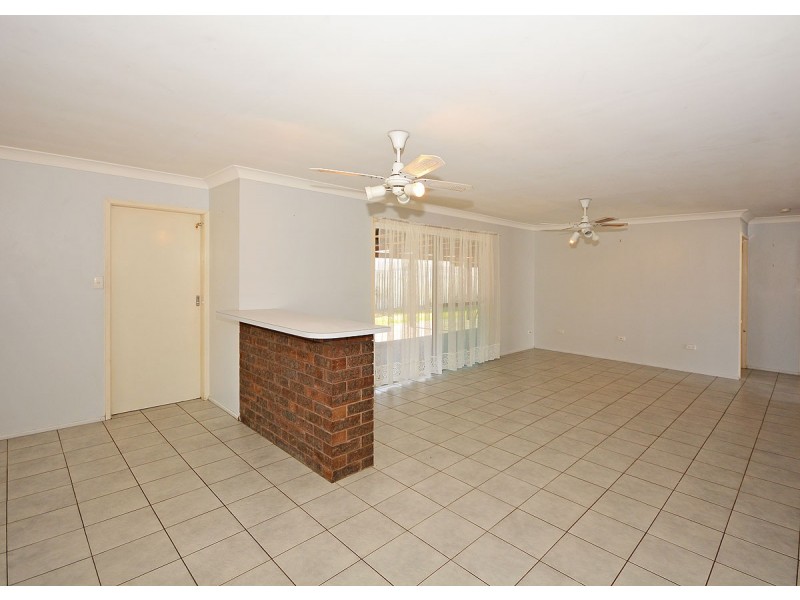 8 Cassia Street, Burrum Heads QLD 4659