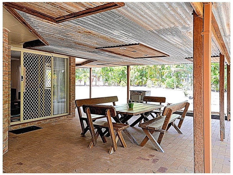 2 Melinda Rd, Torbanlea QLD 4662