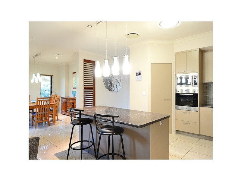 11 Brypat Close, Burrum Heads QLD 4659
