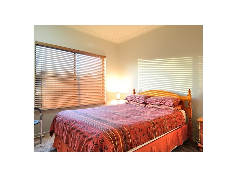 11 Brypat Close, Burrum Heads QLD 4659