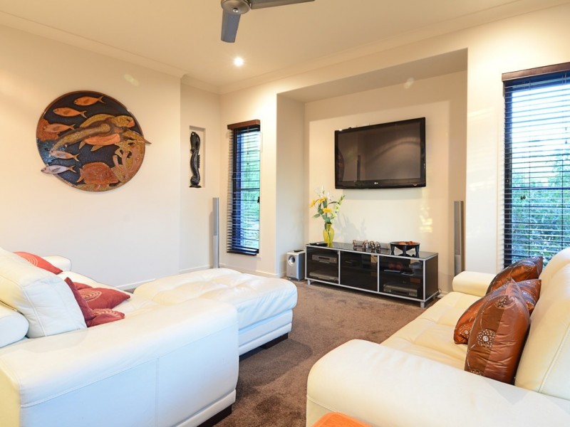 11 Brypat Close, Burrum Heads QLD 4659