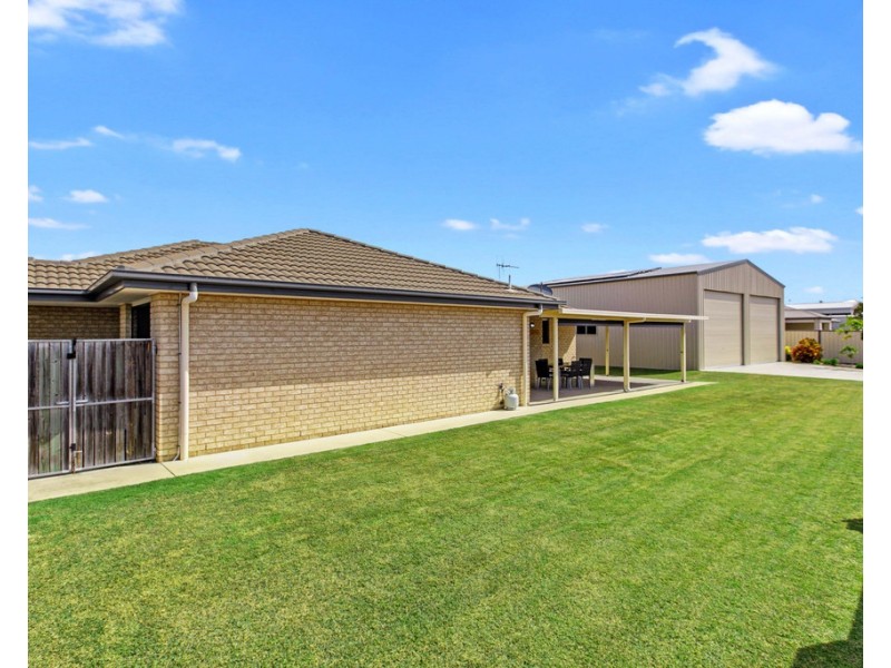 2 Tulipwood Drive, Burrum Heads QLD 4659