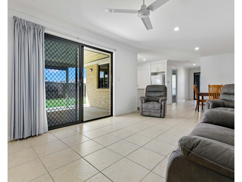2 Tulipwood Drive, Burrum Heads QLD 4659