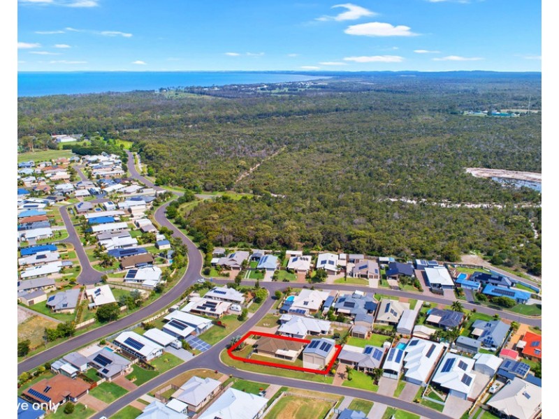 2 Tulipwood Drive, Burrum Heads QLD 4659