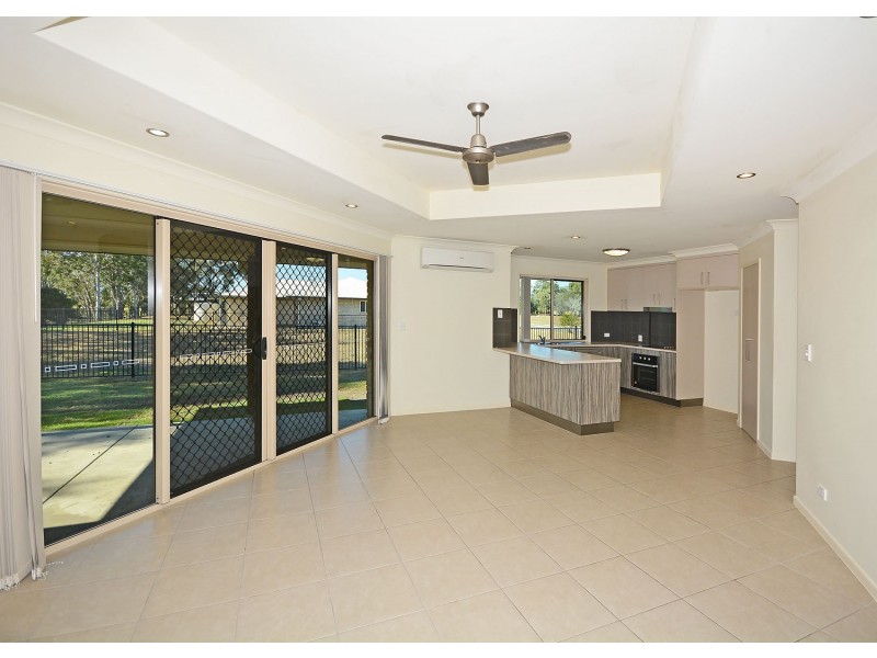 23 Sirenia Drive, Burrum Heads QLD 4659