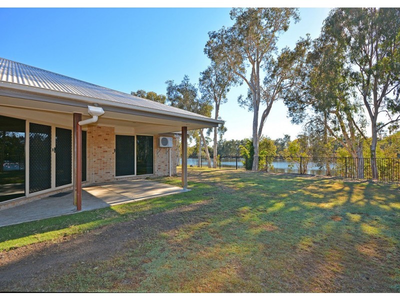 23 Sirenia Drive, Burrum Heads QLD 4659