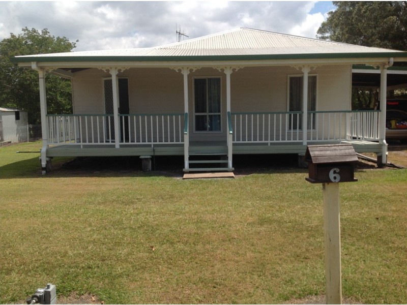 6 AGNES STREET, Howard QLD 4659