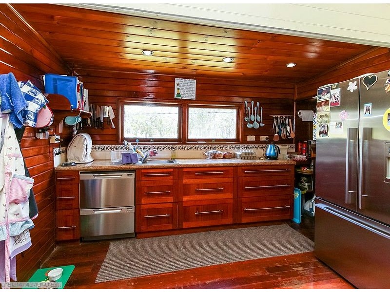 166 Rosebay Drive, Burrum Heads QLD 4659