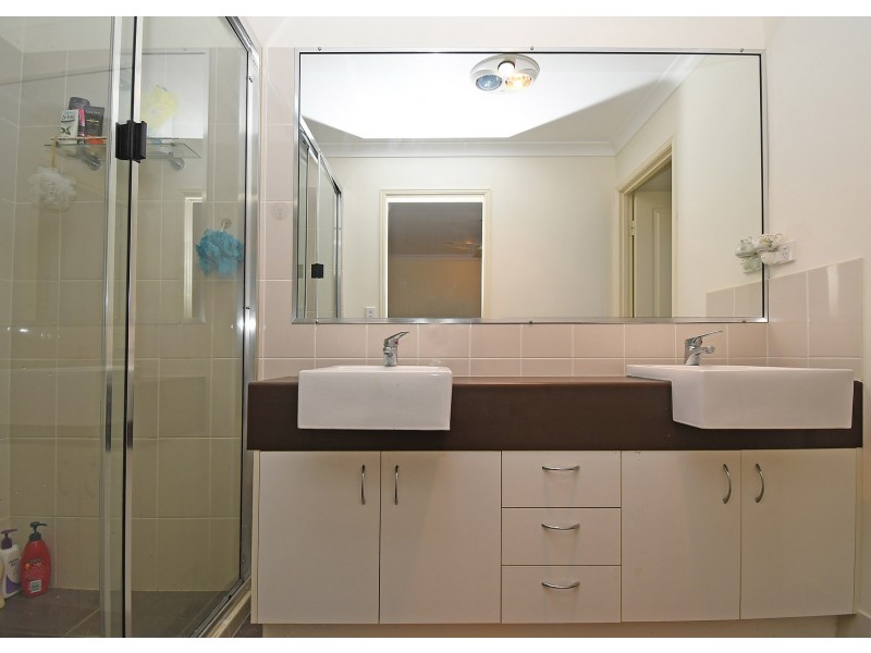 4 ELBOZ COURT, Burrum Heads QLD 4659