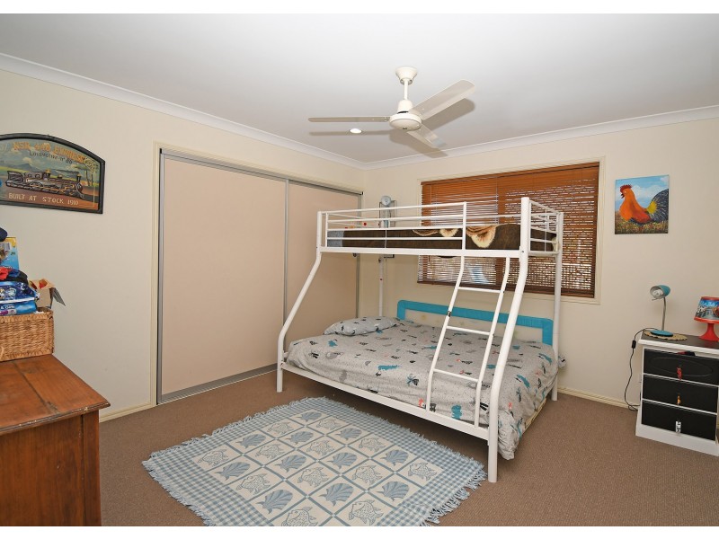 4 ELBOZ COURT, Burrum Heads QLD 4659