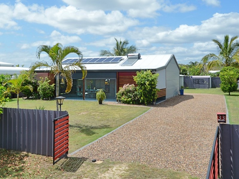 33 Beach Drive, Burrum Heads QLD 4659