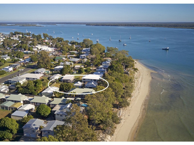 42 Esplanade, Burrum Heads QLD 4659
