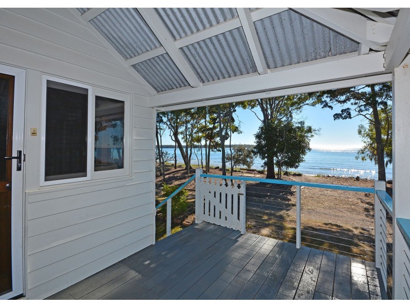 42 Esplanade, Burrum Heads QLD 4659