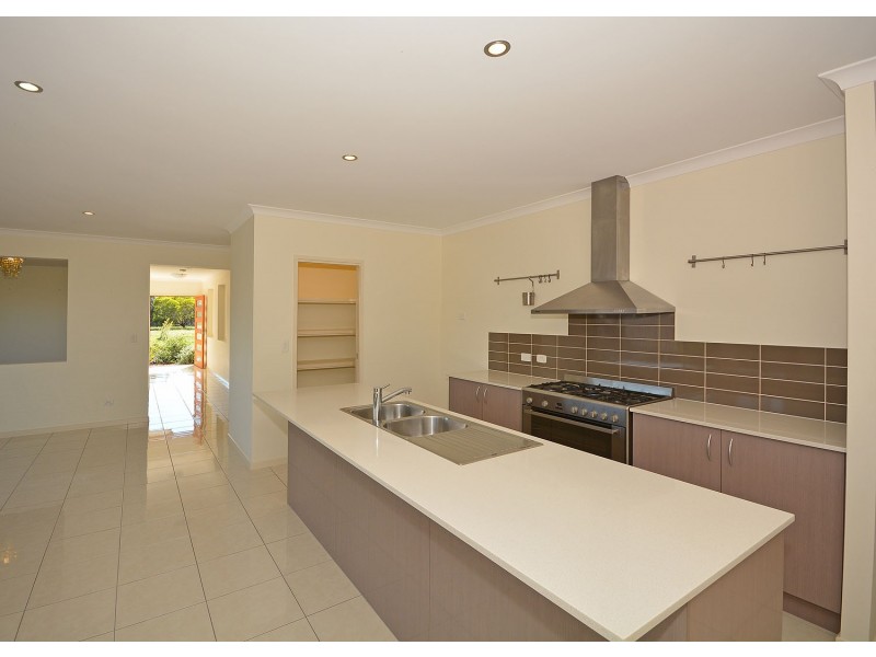 67 Beach Drive, Burrum Heads QLD 4659