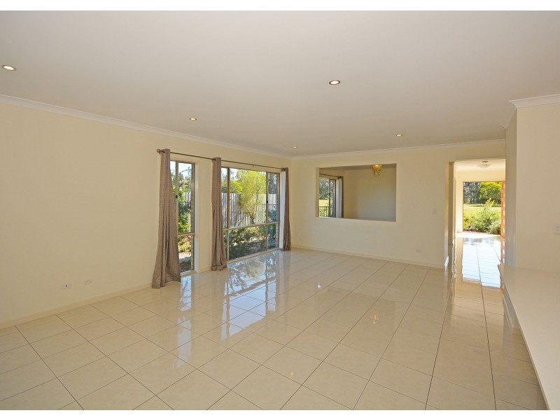 67 Beach Drive, Burrum Heads QLD 4659