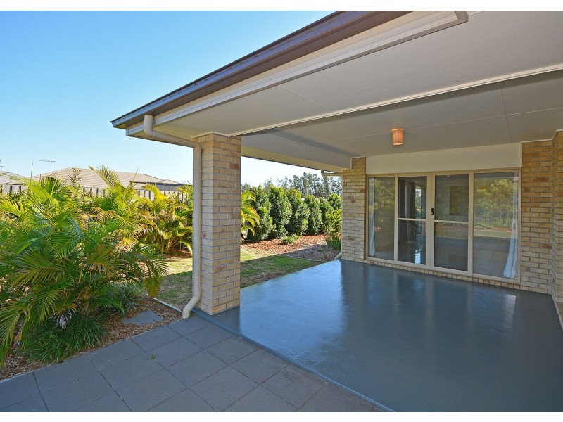 67 Beach Drive, Burrum Heads QLD 4659