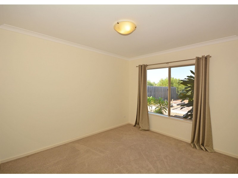 67 Beach Drive, Burrum Heads QLD 4659