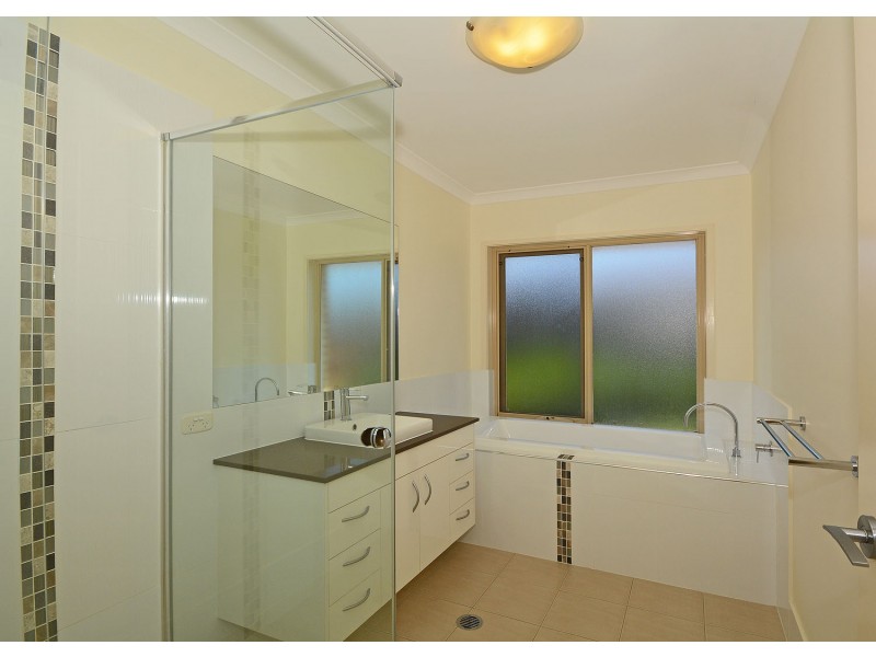 67 Beach Drive, Burrum Heads QLD 4659