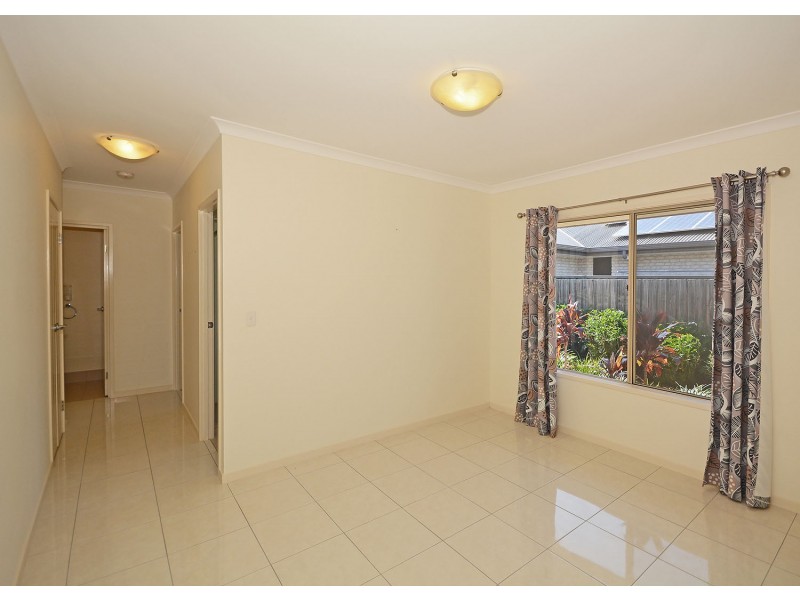 67 Beach Drive, Burrum Heads QLD 4659