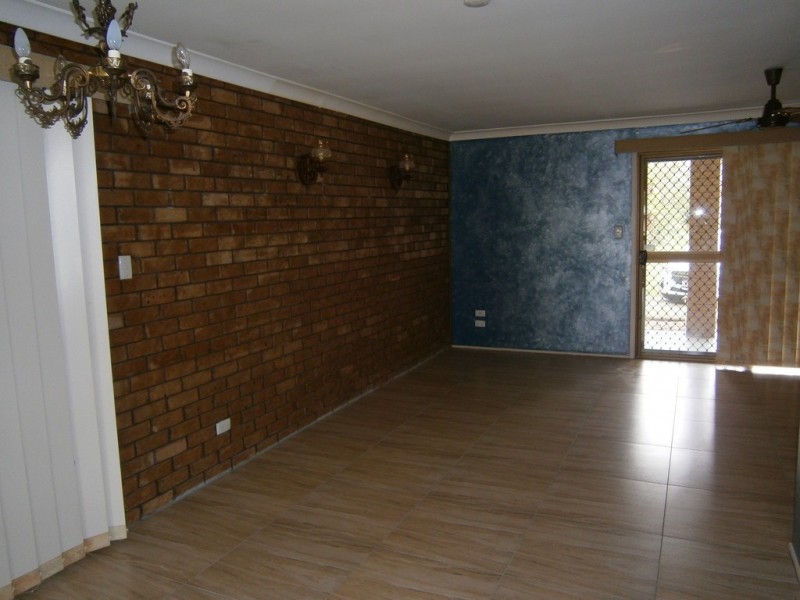 3 Island Close, Pacific Haven QLD 4659