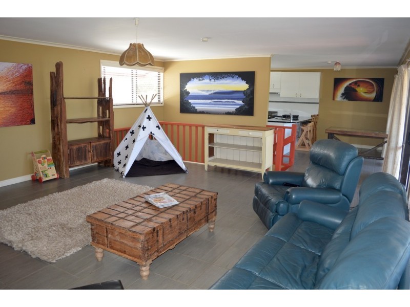 25 Moreton Street, Toogoom QLD 4655