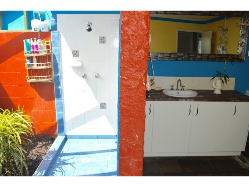 25 Moreton Street, Toogoom QLD 4655