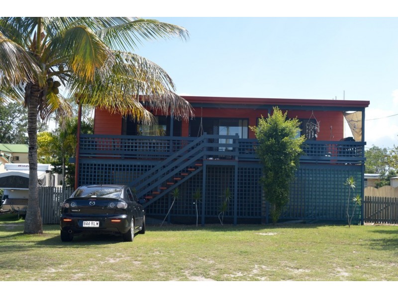 25 Moreton Street, Toogoom QLD 4655