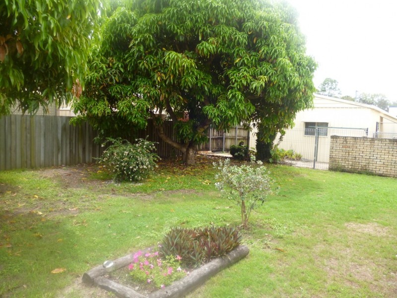 3 Simpson Street, Burrum Heads QLD 4659