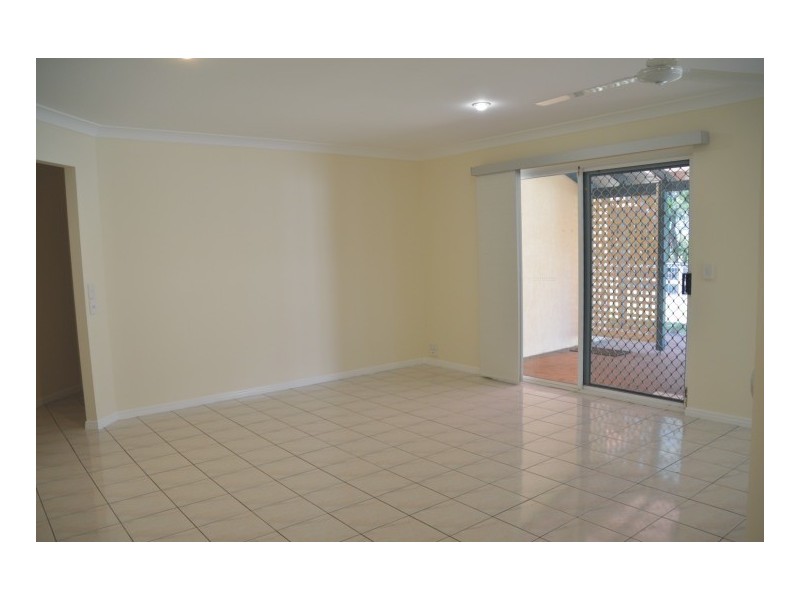 120 Kingfisher Pde, Toogoom QLD 4655