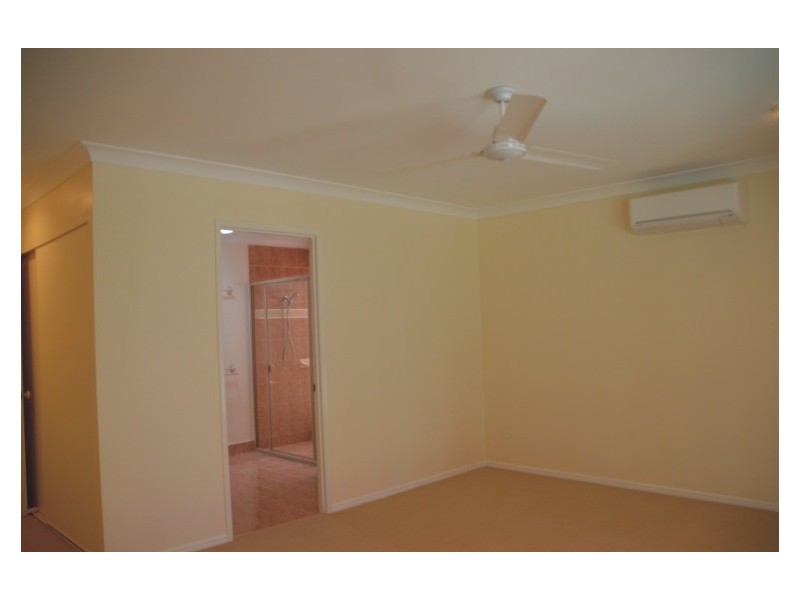 120 Kingfisher Pde, Toogoom QLD 4655