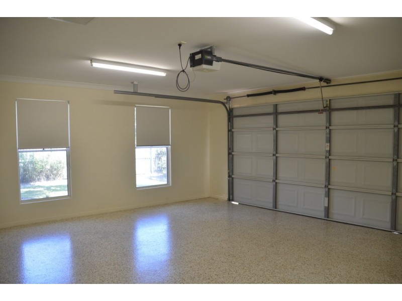 120 Kingfisher Pde, Toogoom QLD 4655