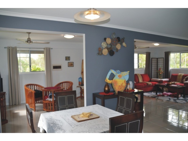 94 Hunter St, Torbanlea QLD 4662