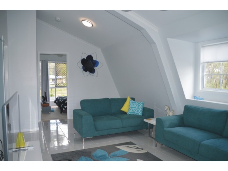 94 Hunter St, Torbanlea QLD 4662