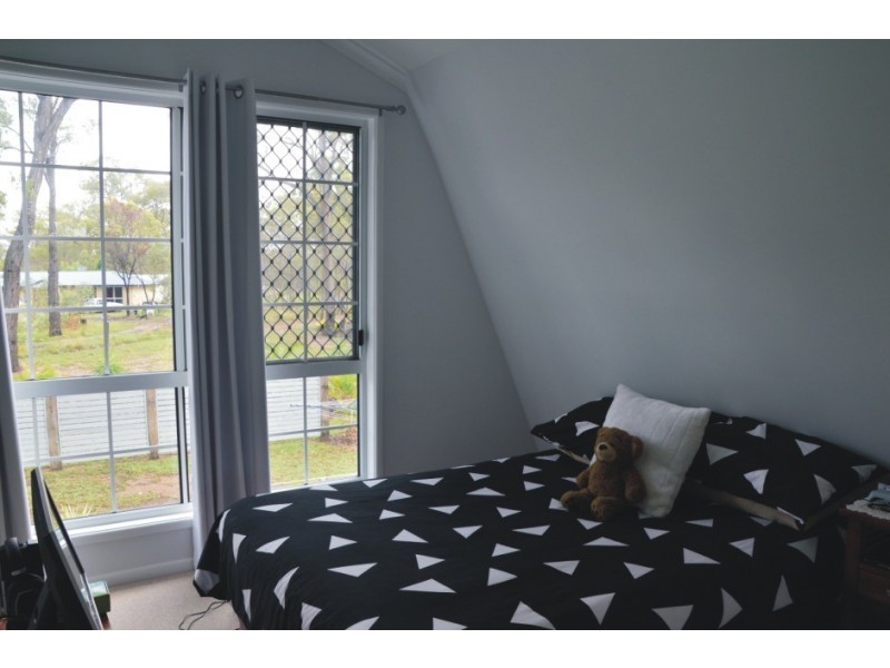 94 Hunter St, Torbanlea QLD 4662