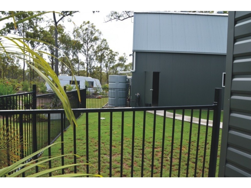 94 Hunter St, Torbanlea QLD 4662