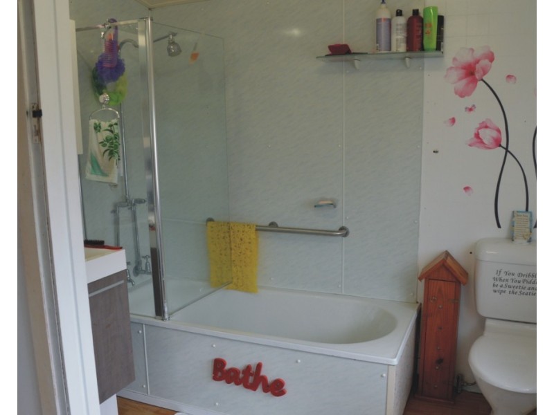 33 Whitley Street, Howard QLD 4659